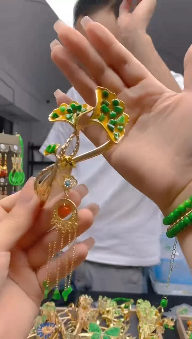 【闪购商品】翡翠耳饰合金316翡翠发簪