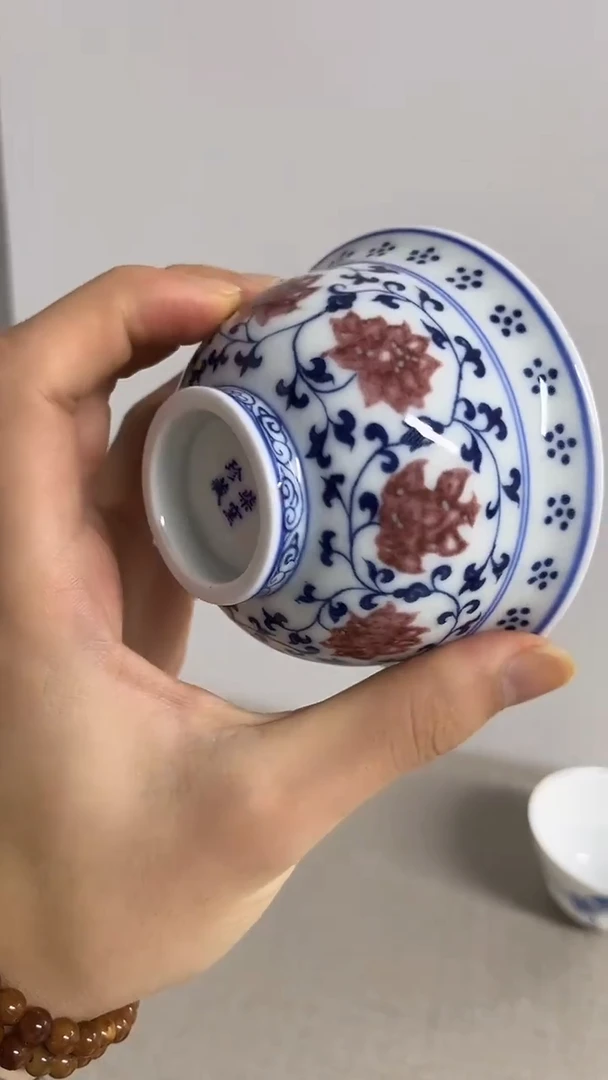 景德镇高温瓷缠枝莲