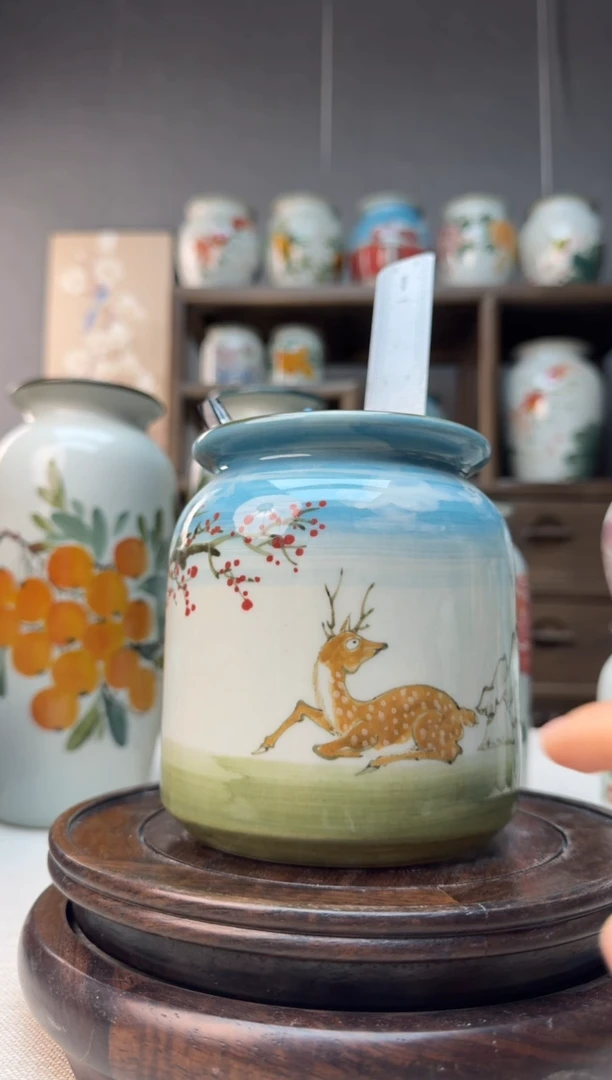 【闪购商品】瓶景德镇手绘陶瓷花瓶底部无孔高12口9左右