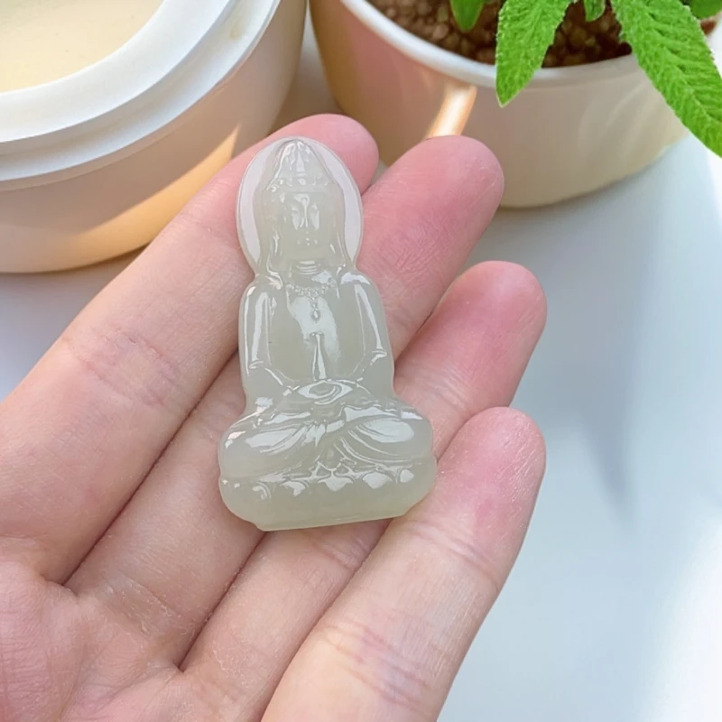 和田玉立体抱瓶观音