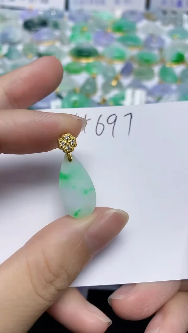 翡翠未镶嵌颈饰11111111111