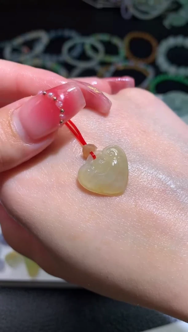 定制翡翠未镶嵌毛货