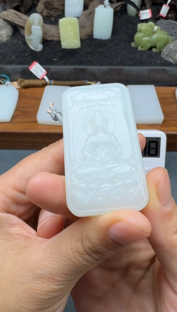 颈饰未镶嵌和田玉2