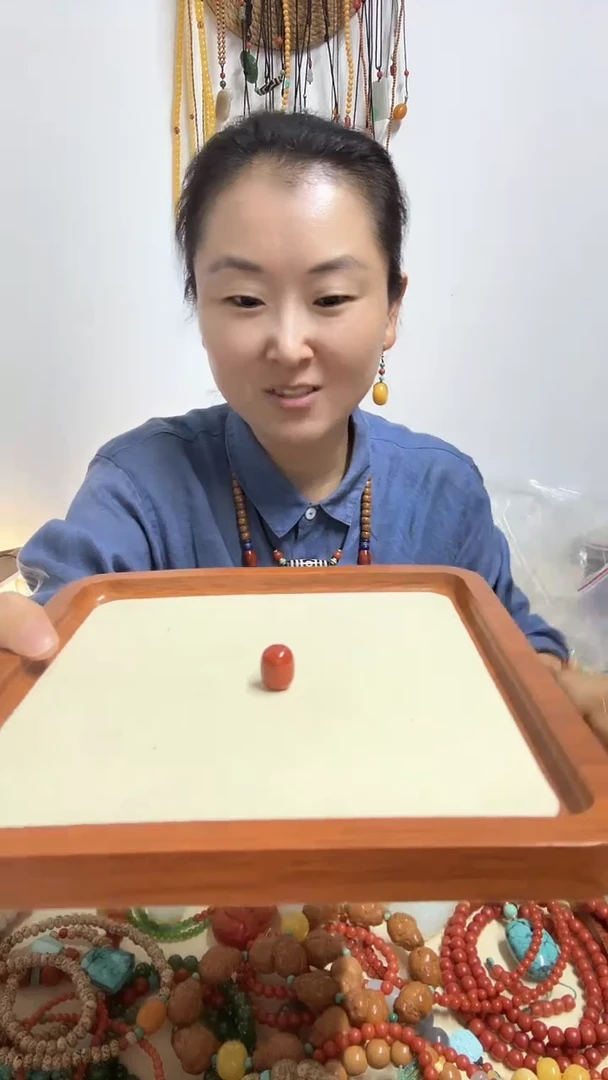 颈饰未镶嵌南红玛瑙精品小桶珠
