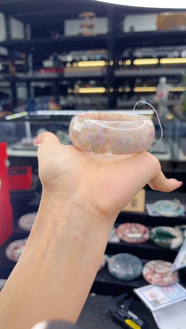 未镶嵌手镯石英质玉圈口（赠品镯心）