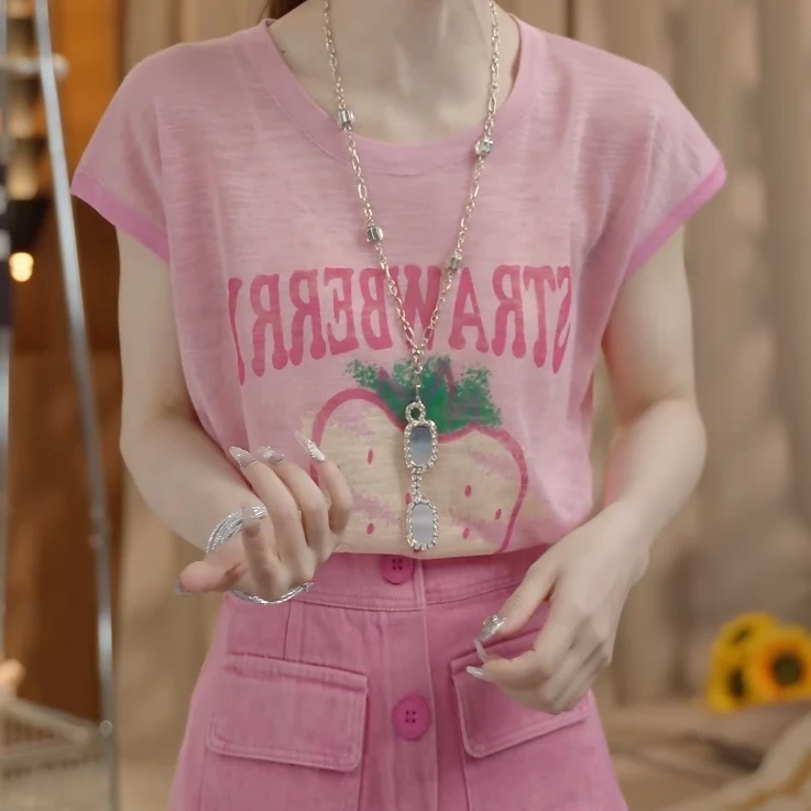 【草莓糖】草莓字母撞色t恤