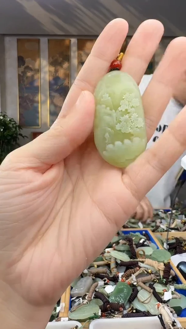 未镶嵌和田玉挂件拍一发一