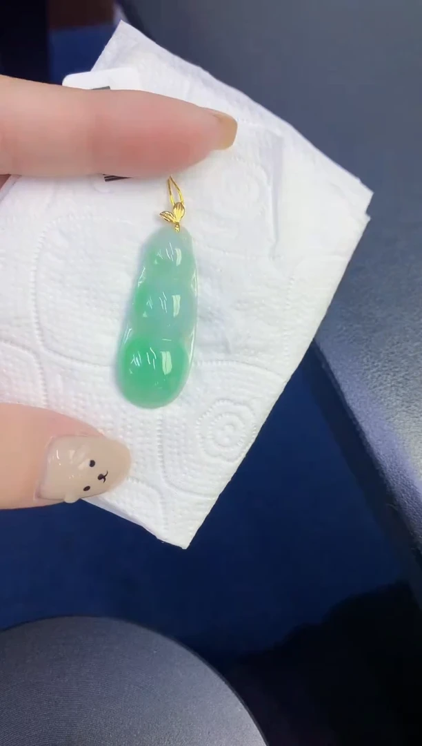 颈饰18K金镶嵌翡翠缅甸天然翡翠A货