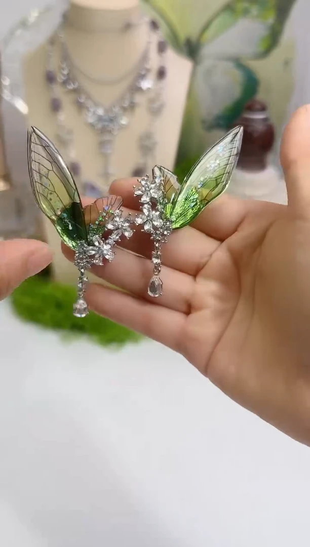 合成立方氧化锆合金锆石合金绿精灵耳