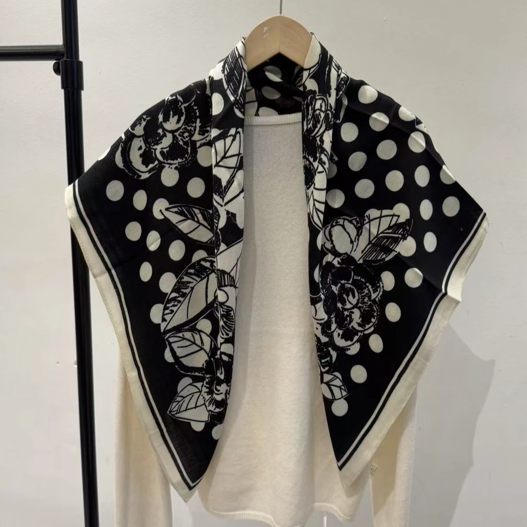 （黑底波点玫瑰）新款方巾85*85左右围巾