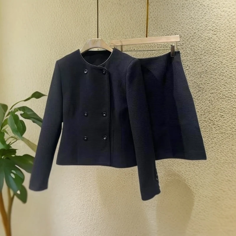 GXO新款精致双排扣圆领珠针滚边修身短外套秋冬+半裙套装TZ0012