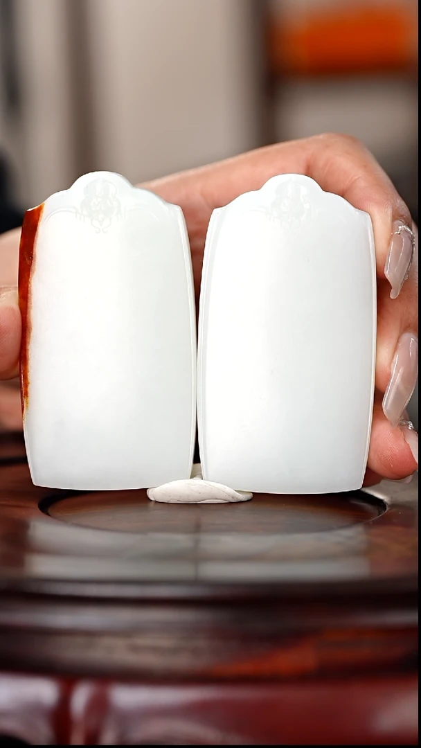 未镶嵌和田玉挂件有****。和田玉