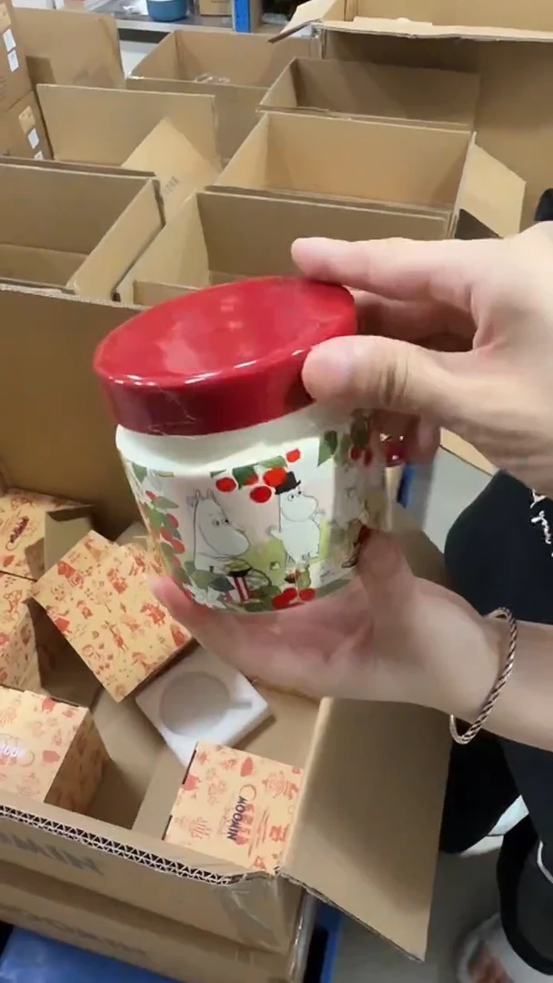 瓷片姆明樱桃盖杯(含茶滤)