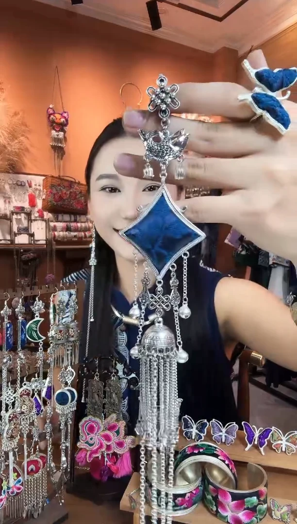 刺绣纯手工民族风压襟