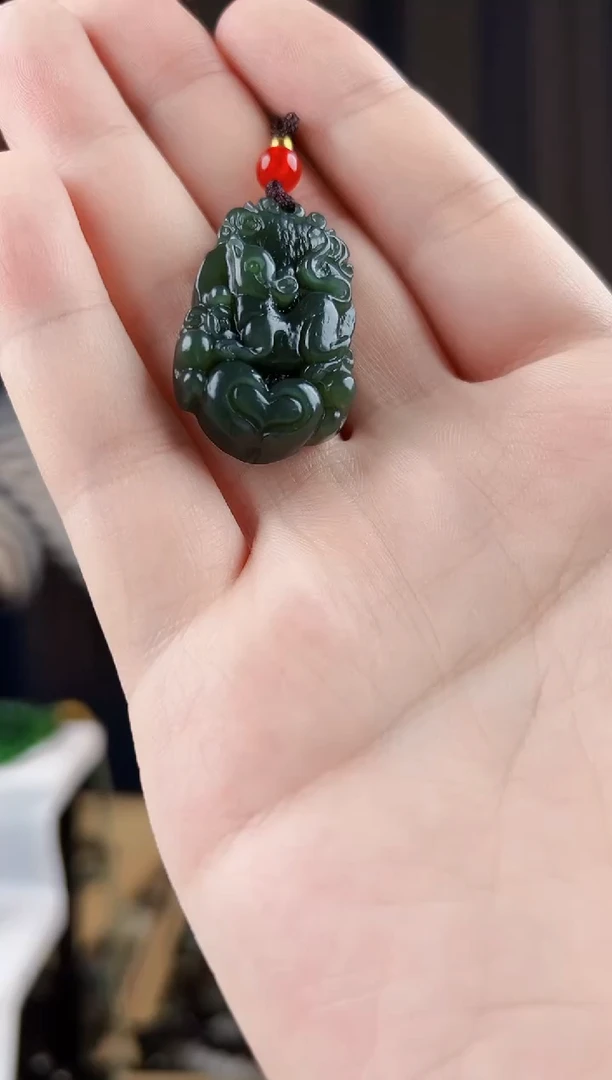 颈饰未镶嵌和田玉拍一发一，多样性发货