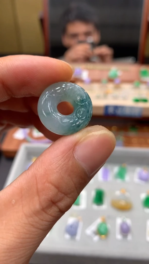 颈饰未镶嵌翡翠甜甜圈