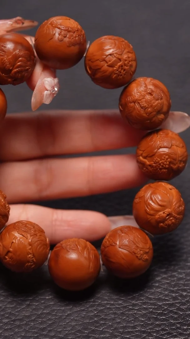 手串橄榄核2.0/正圆虎啸山林