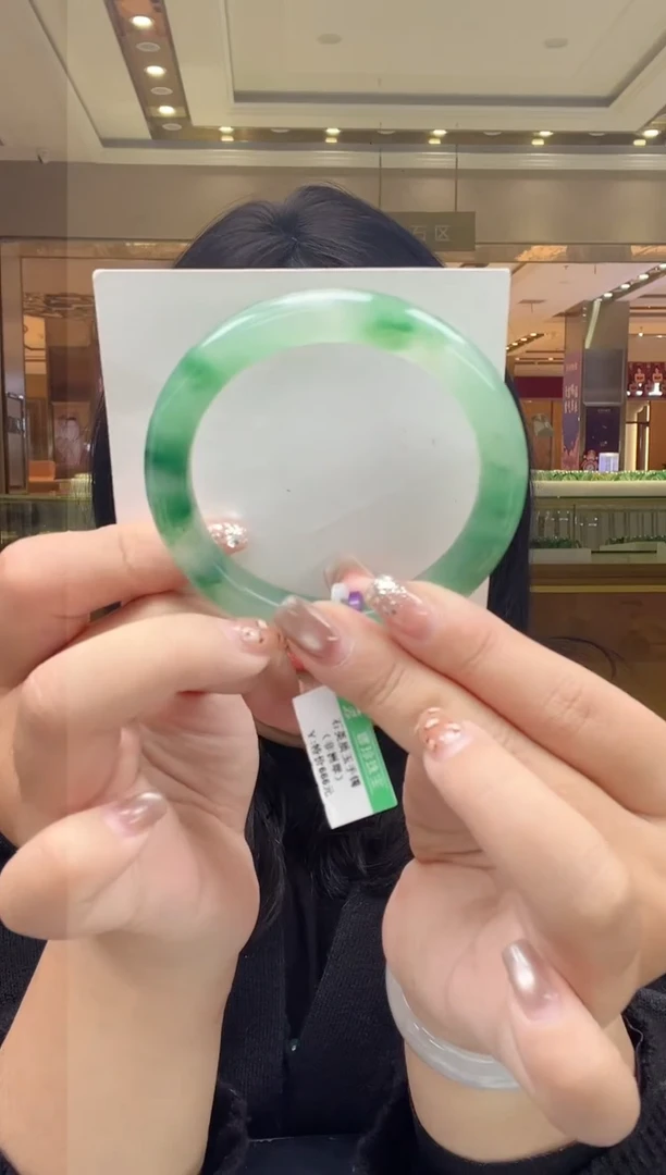 未镶嵌手镯石英质玉21