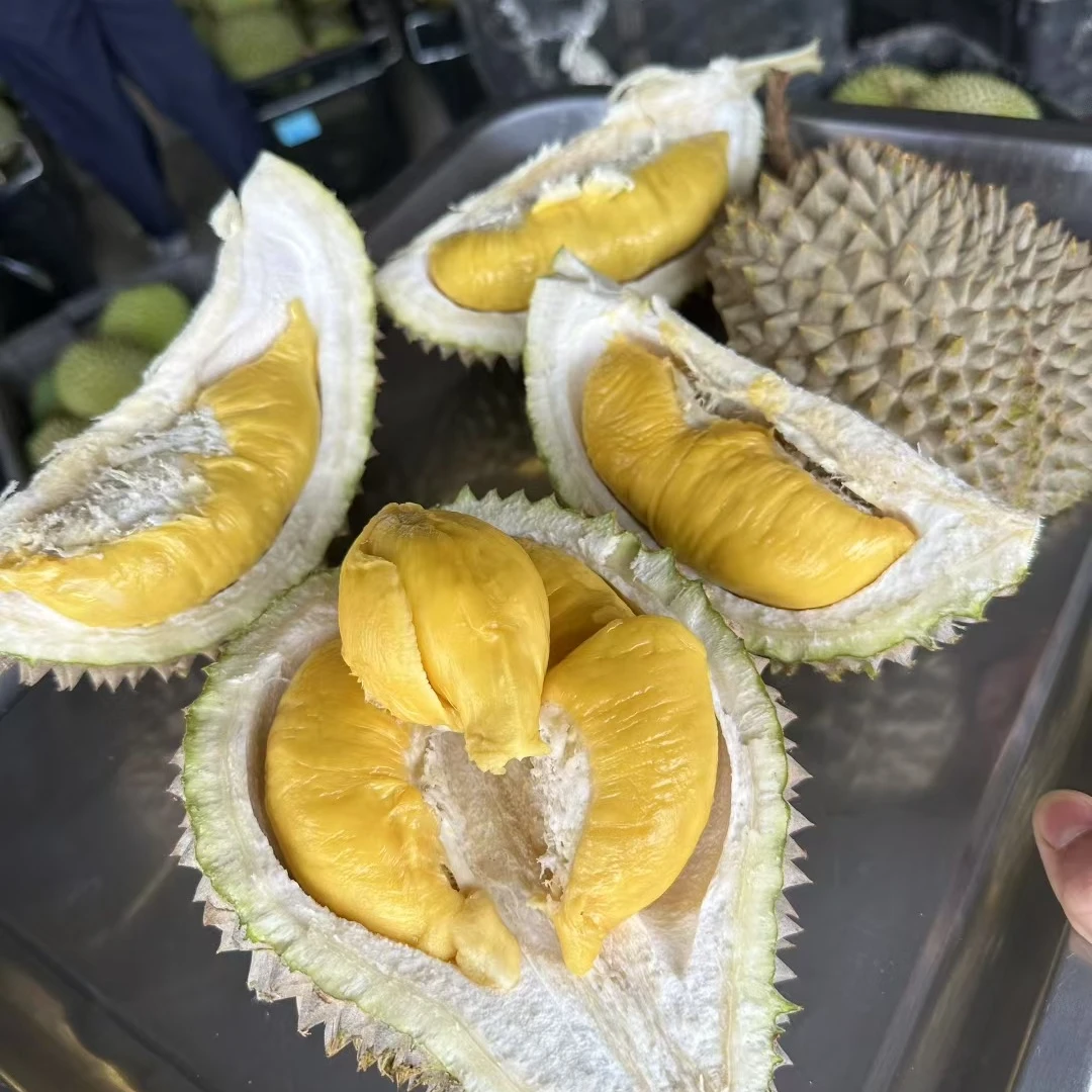 正宗新鲜马来西亚多品种黑刺猫山王整粒果现场挑果顺丰空运包邮