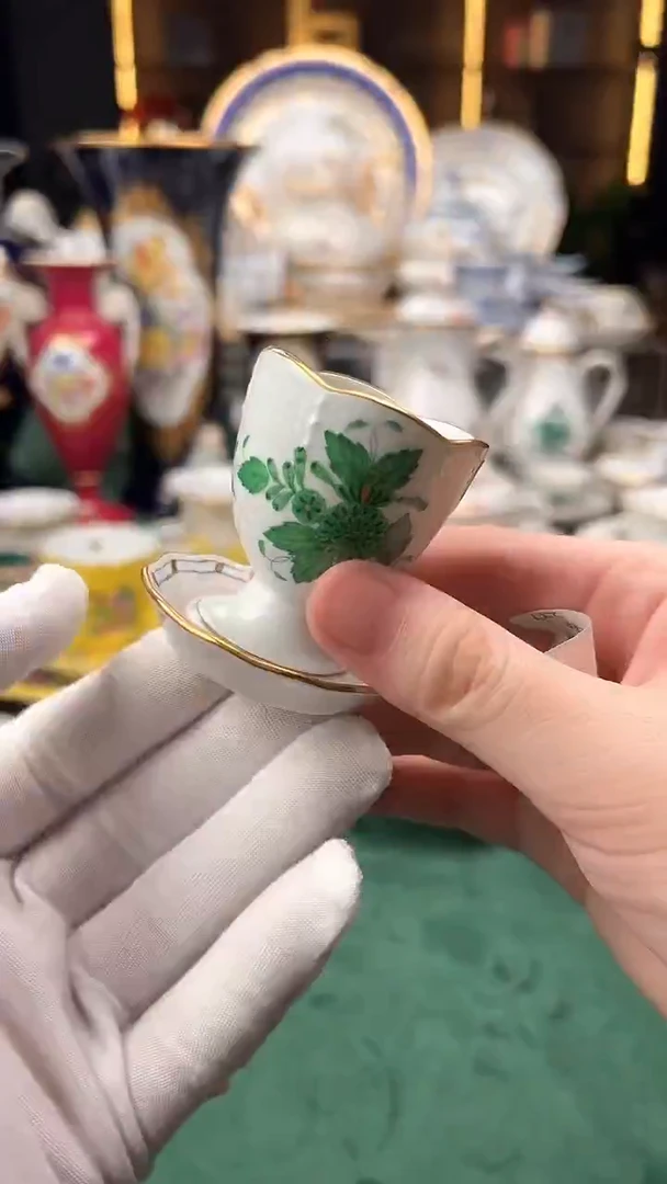 瓷片赫伦绿色阿波尼蛋杯