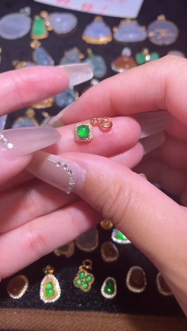 吊坠(不含链)银S925镶嵌翡翠天然a货