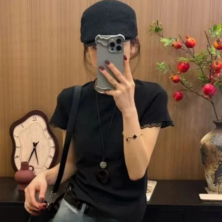 百搭时尚显瘦气质简约蕾丝边棉T恤