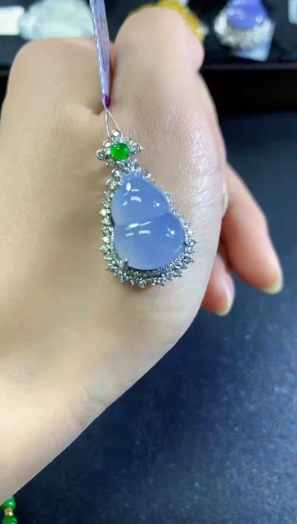 吊坠(不含链)18K金镶嵌翡翠A22 紫货有一定色差