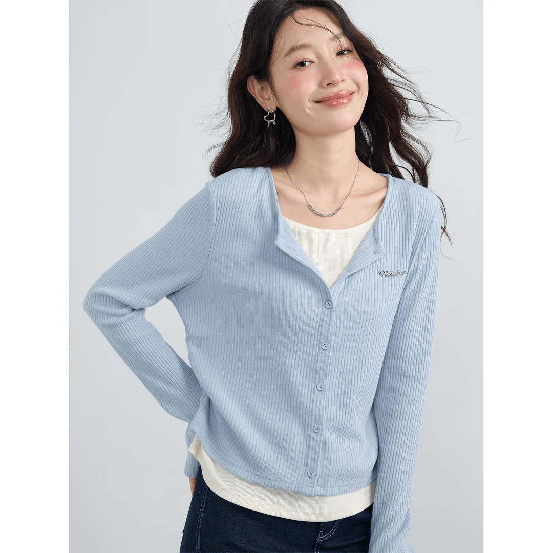 爱蔷薇大码蓝色假两件针织衫内搭打底衫女早春季洋气上衣GT75635