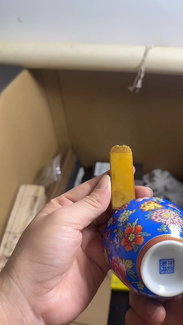 用****6工艺美术艺术品