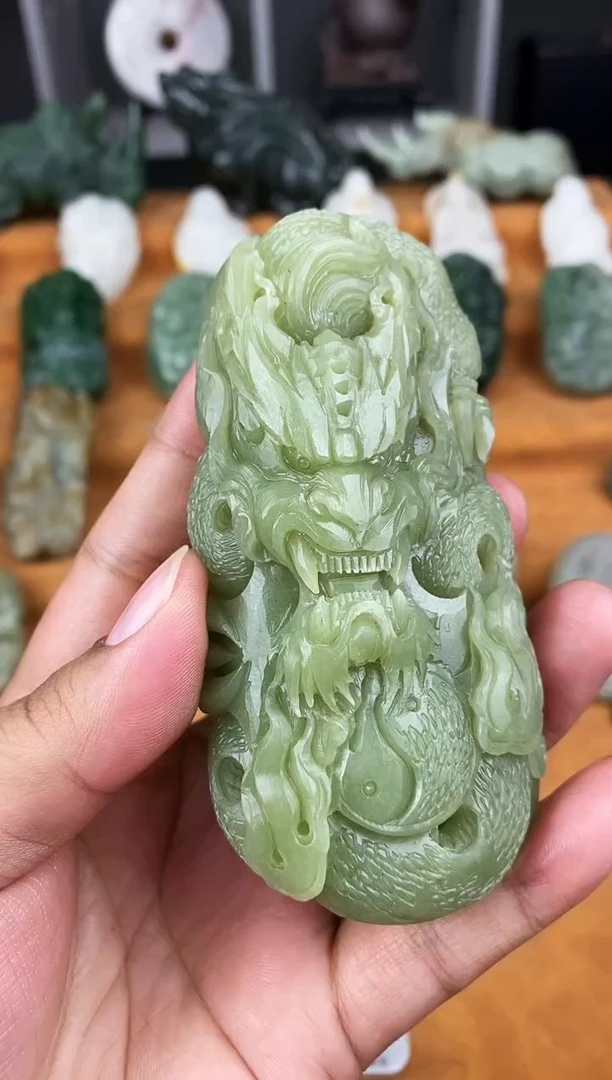 未镶嵌和田玉把件1