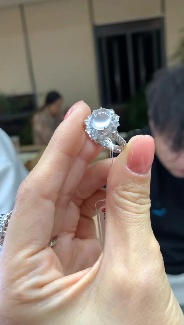 18K金镶嵌戒指翡翠|不退不换