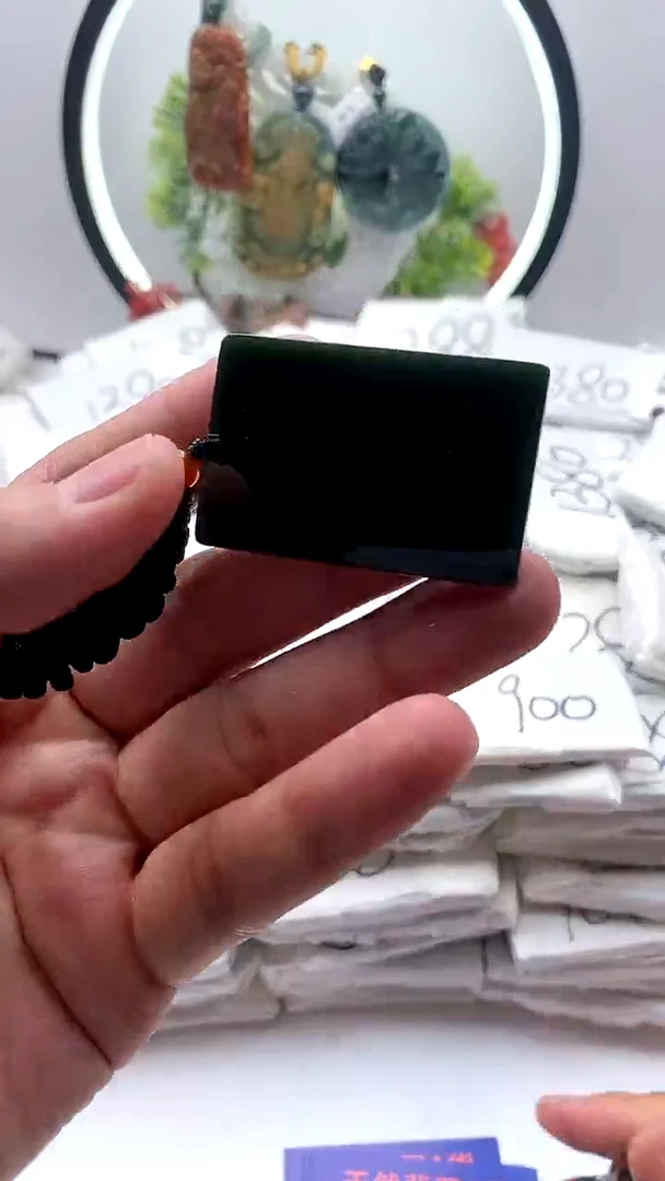 【闪购商品】和田玉颈饰未镶嵌无事牌