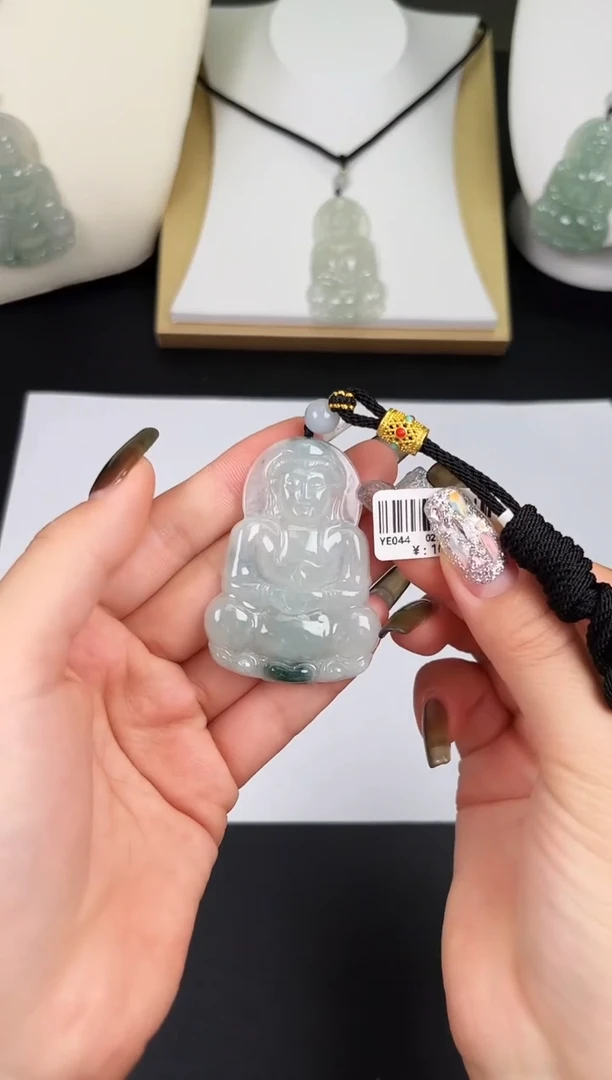 颈饰未镶嵌翡翠YE044飘花观音+送同款绳子