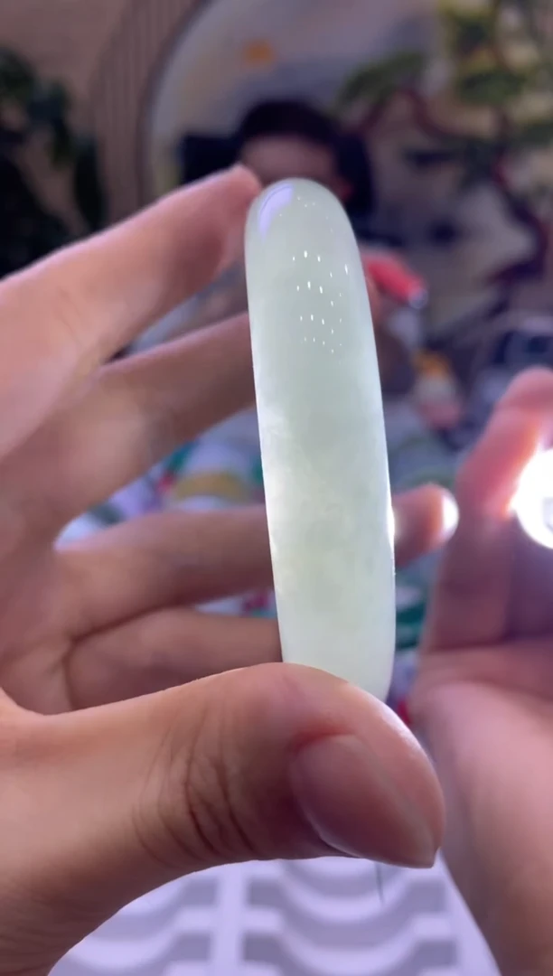 翡翠手镯未镶嵌000000000000