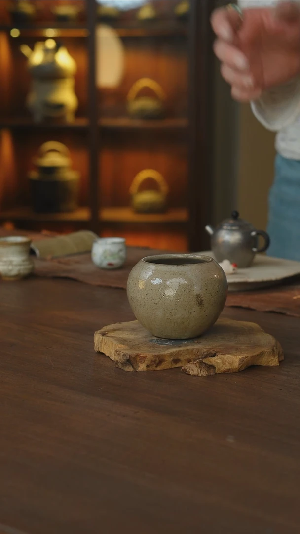 陶泥圆建水.....