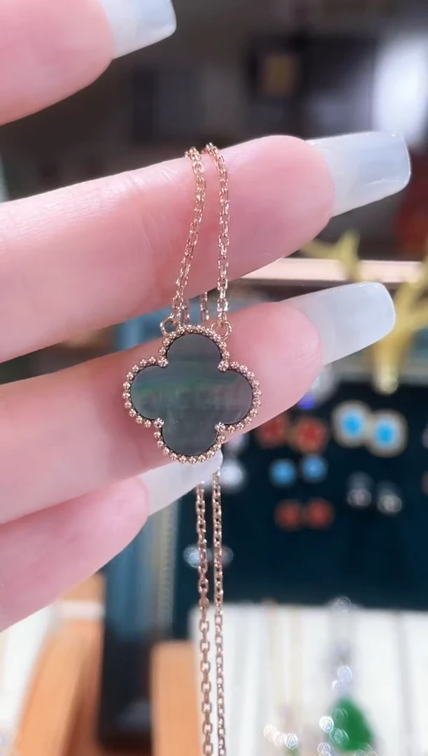 项链贝壳（贝母）18K金镶嵌项链