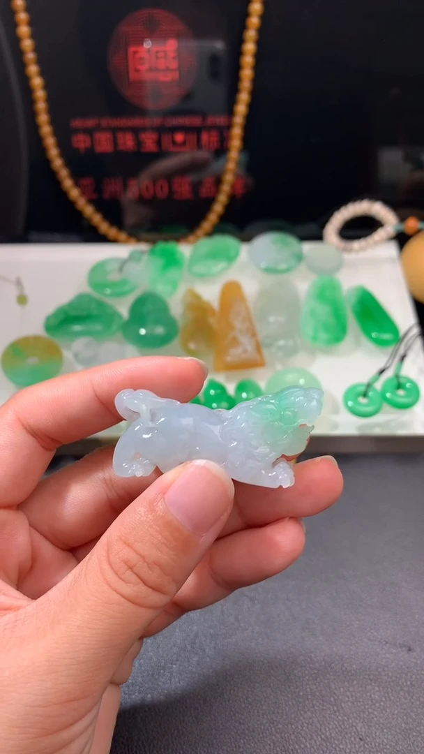 未镶嵌定制翡翠