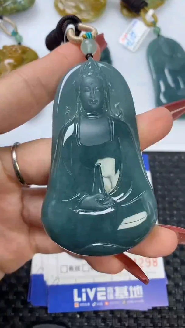 【闪购商品】翡翠颈饰未镶嵌1111111111111111