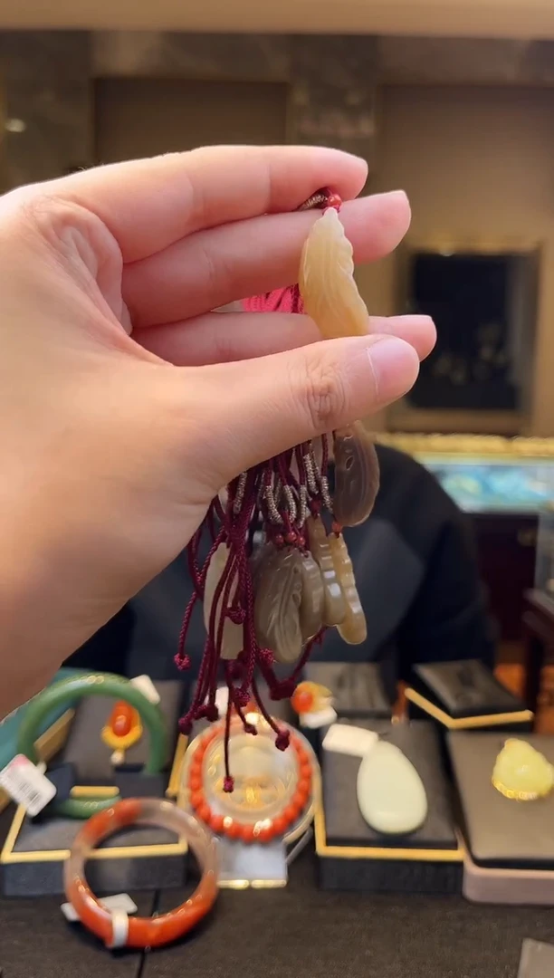 【闪购商品】和田玉颈饰未镶嵌SH264 多样性发其一