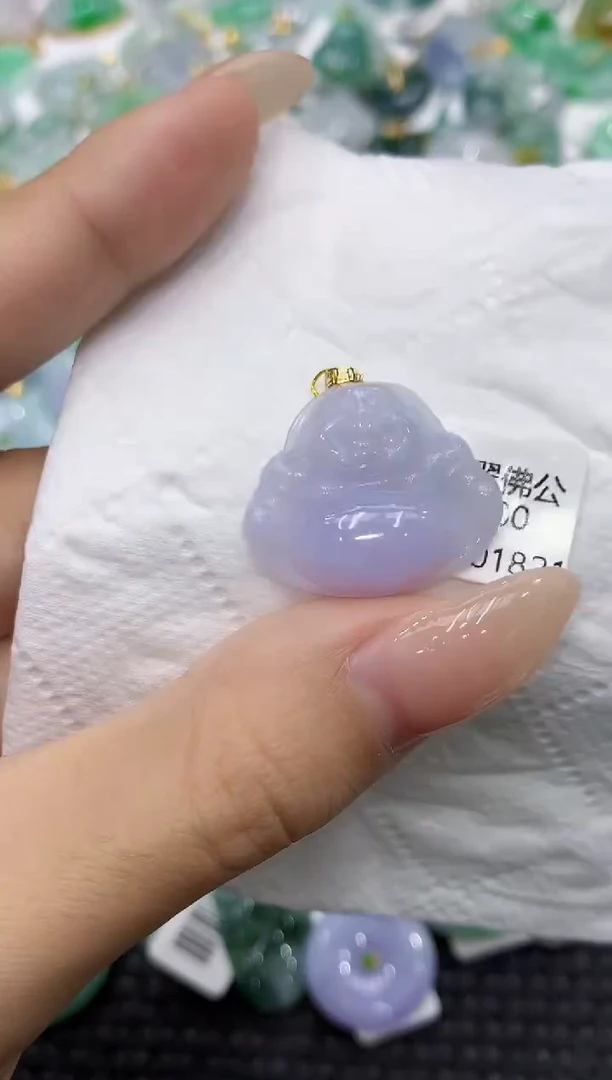 颈饰18K金镶嵌翡翠111111111111