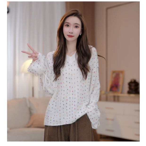 【新款上新】马克华菲女装秋冬珠片纱套头V领针织衫打底