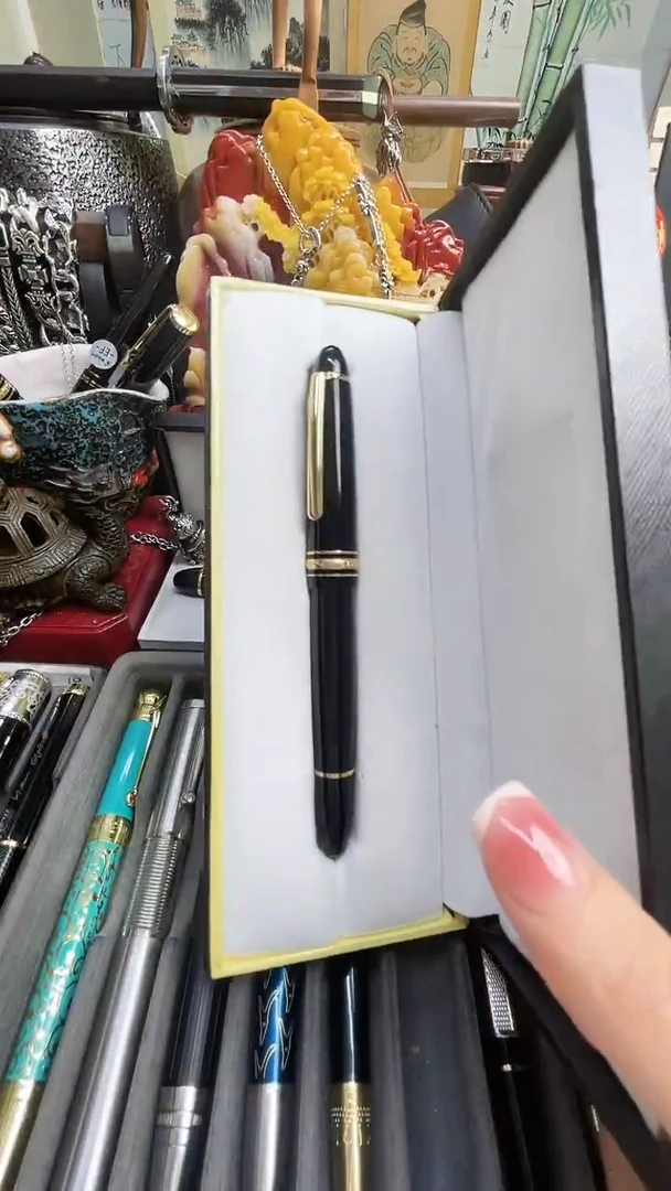 瓷片jldksjfklewurewjkdl