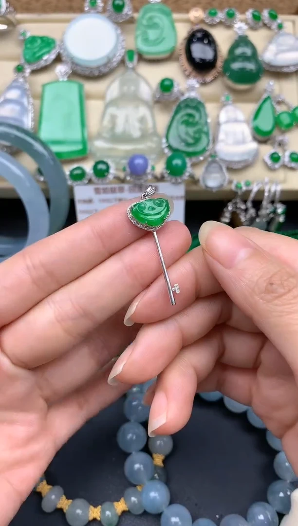 【闪购商品】翡翠颈饰18K金镶嵌257-中国好珍宝