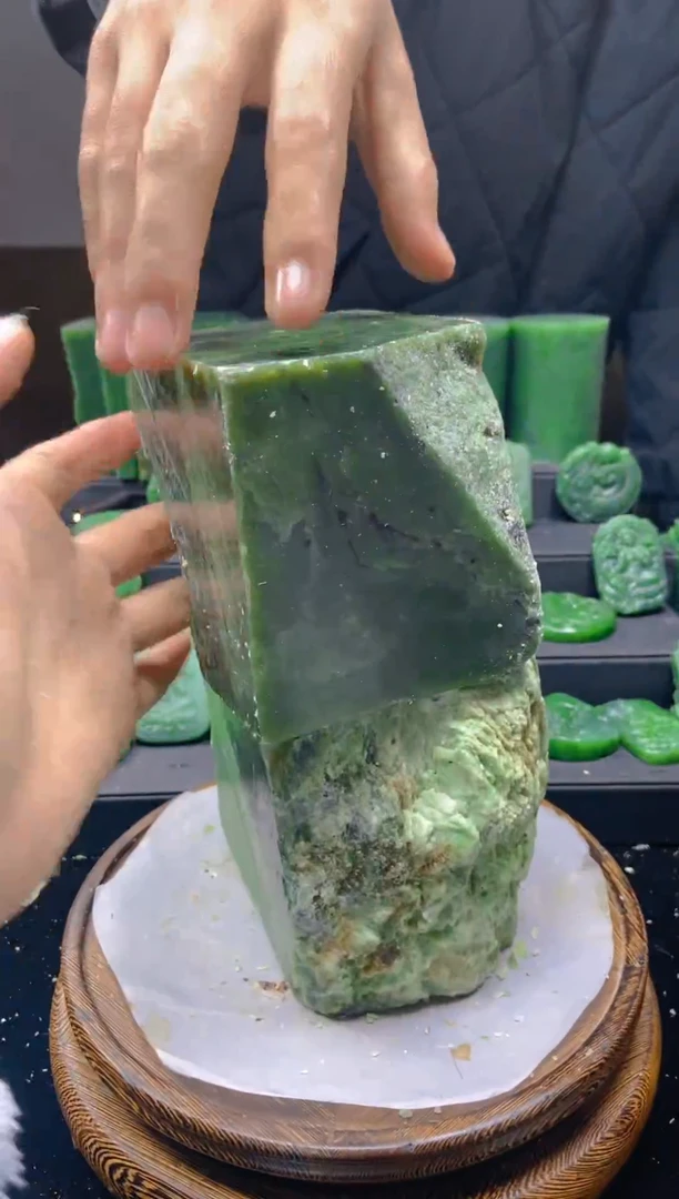 未镶嵌和田玉珠宝半成品1