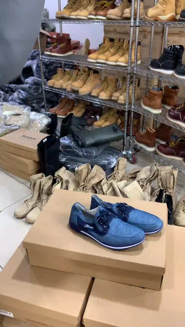 织物39码，438号，运动鞋码，瑕疵处理可能脱胶裂皮，无售后介意勿拍