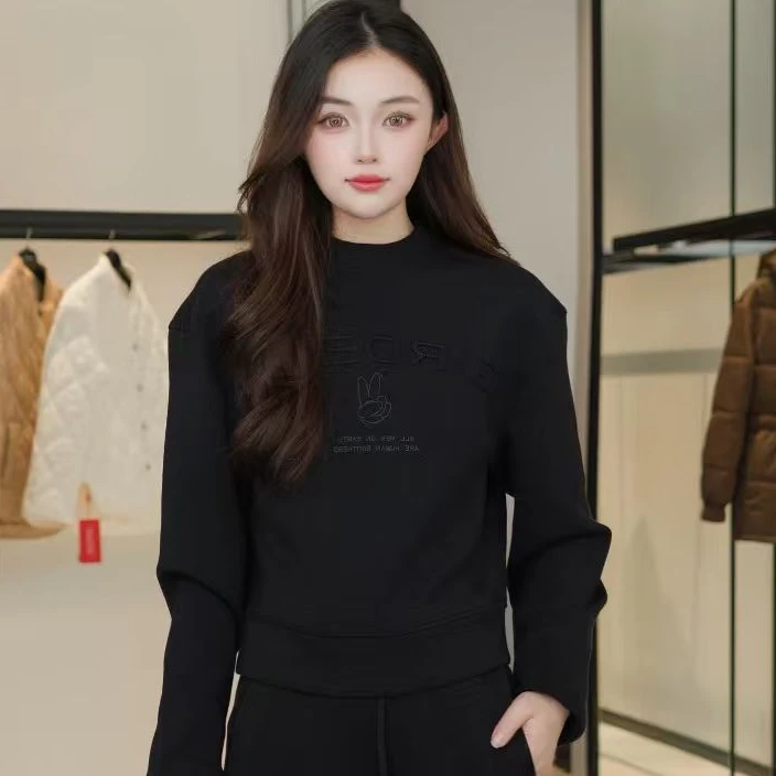 GIRDEAR/哥弟秋冬新款保暖时尚休闲刺绣高级百搭圆领卫衣女130151