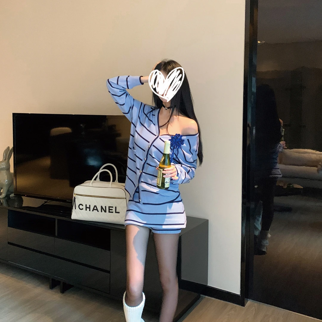 小香风条纹蓝色洋气的穿搭早秋针织开衫短裤休闲套装女新款00603