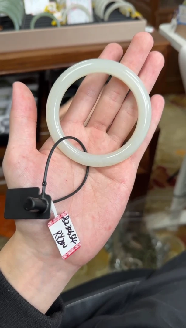 未镶嵌手镯和田玉58