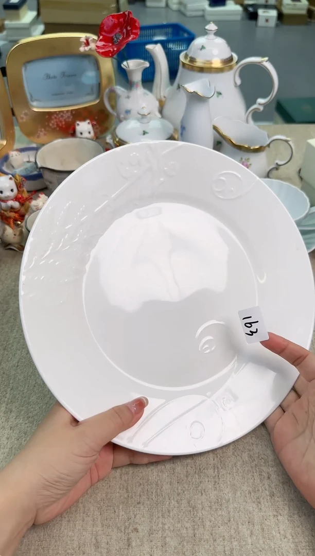 瓷片泡泡家的瓷器真好看