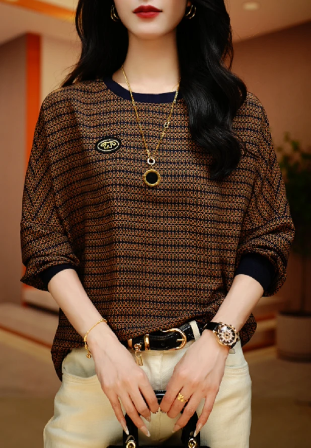 永恒循环-高端长袖时尚上衣女显瘦显白百搭印花圆领减龄